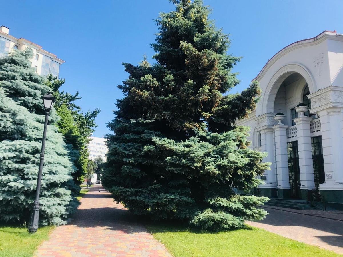 Спальня-студия с видом на море и парк Одеса Екстер'єр фото